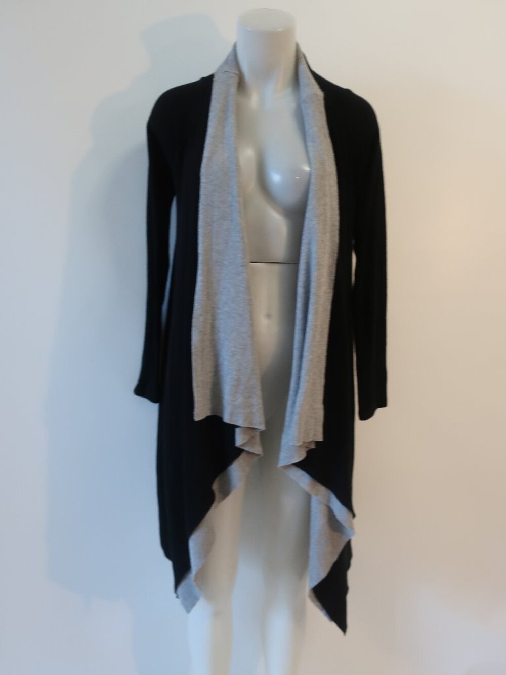 NWT Womens Michael Lauren Tamar 2 Tone Black, Gray Draped Ribbed Cardigan XS